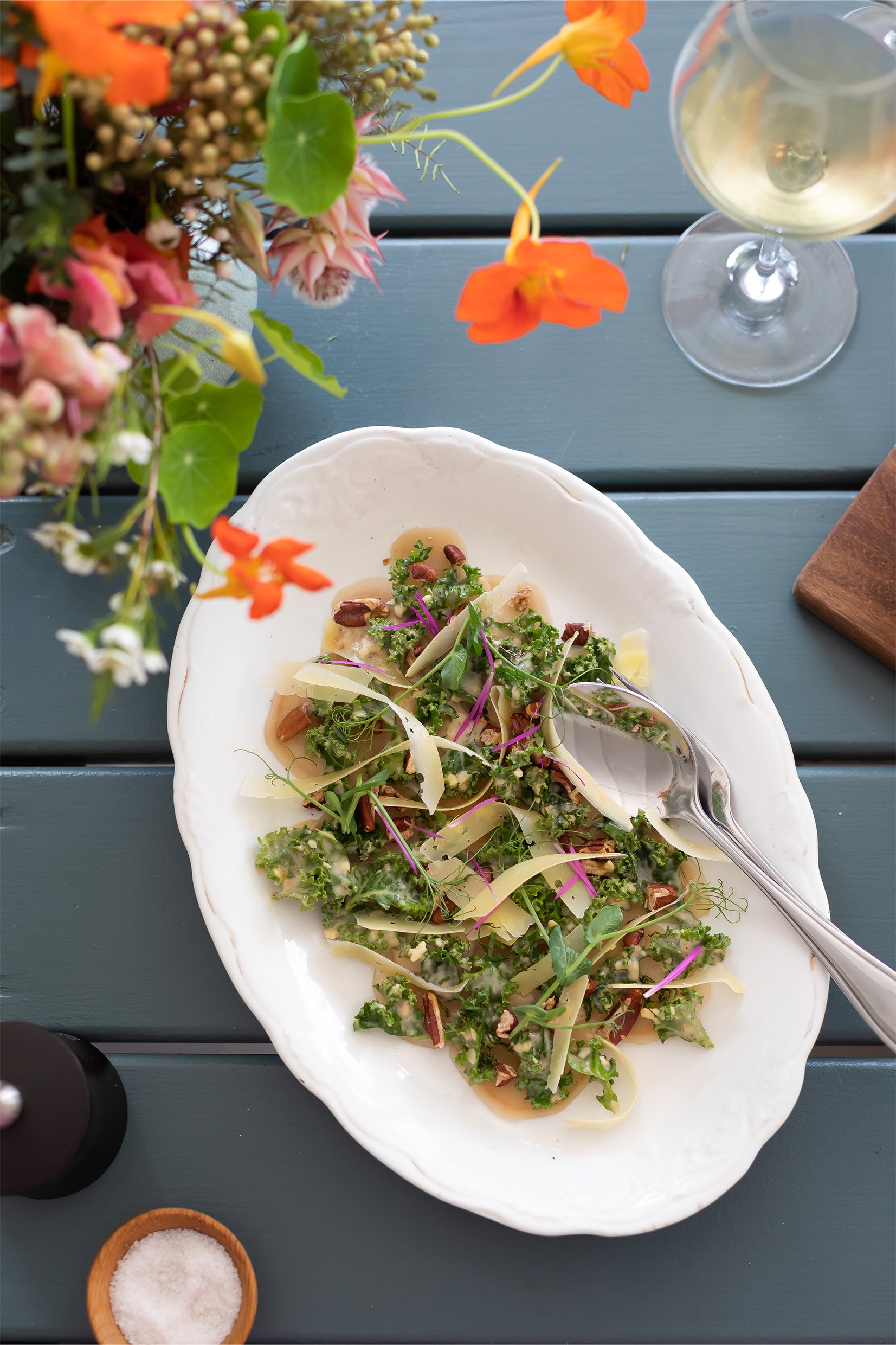 Pear, Pecan Nut and Kale Salad with Dalewood Boland™ Shavings – Kaas Club.™